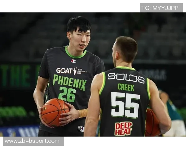 时隔三年再战巴西，周琦能否带领中国男篮缩小差距？前队友成为关键对手