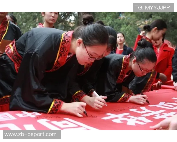 水晶宫17岁青训奇才唐特·马丁签下职业大门开启辉煌新篇章 水晶宫17岁青训奇才唐特·马丁签下职业大门开启辉煌新篇章
